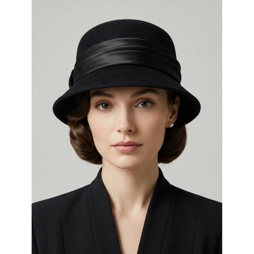 San Diego Hat Co Black 100% Wool Felt Cloche Hat Satin Ribbon Bow Vintage Style